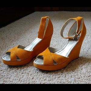 BCBG wedge heels
